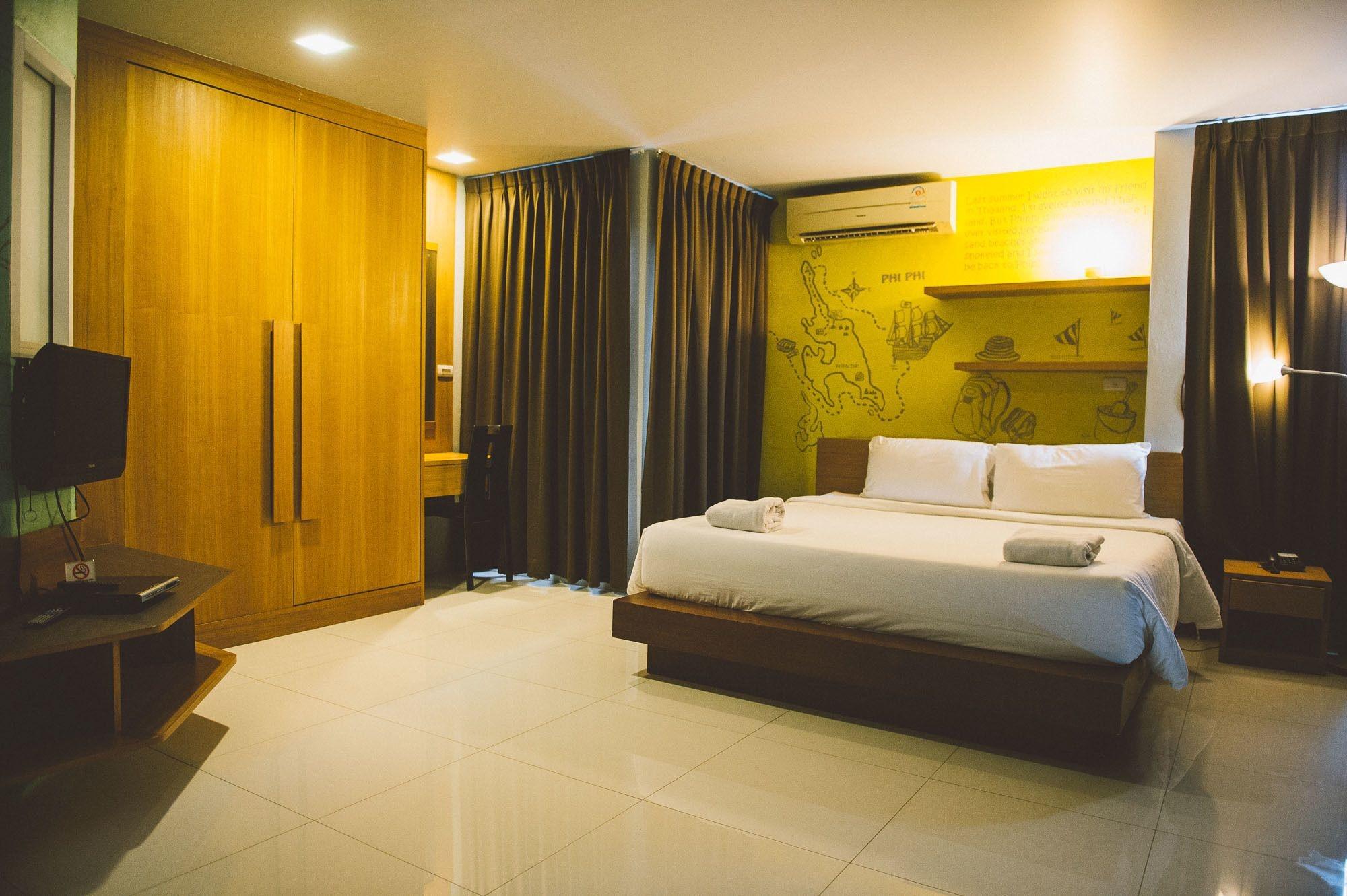 Hotel Loft 77 Bangkok Esterno foto