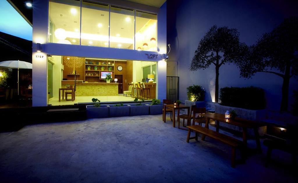 Hotel Loft 77 Bangkok Esterno foto
