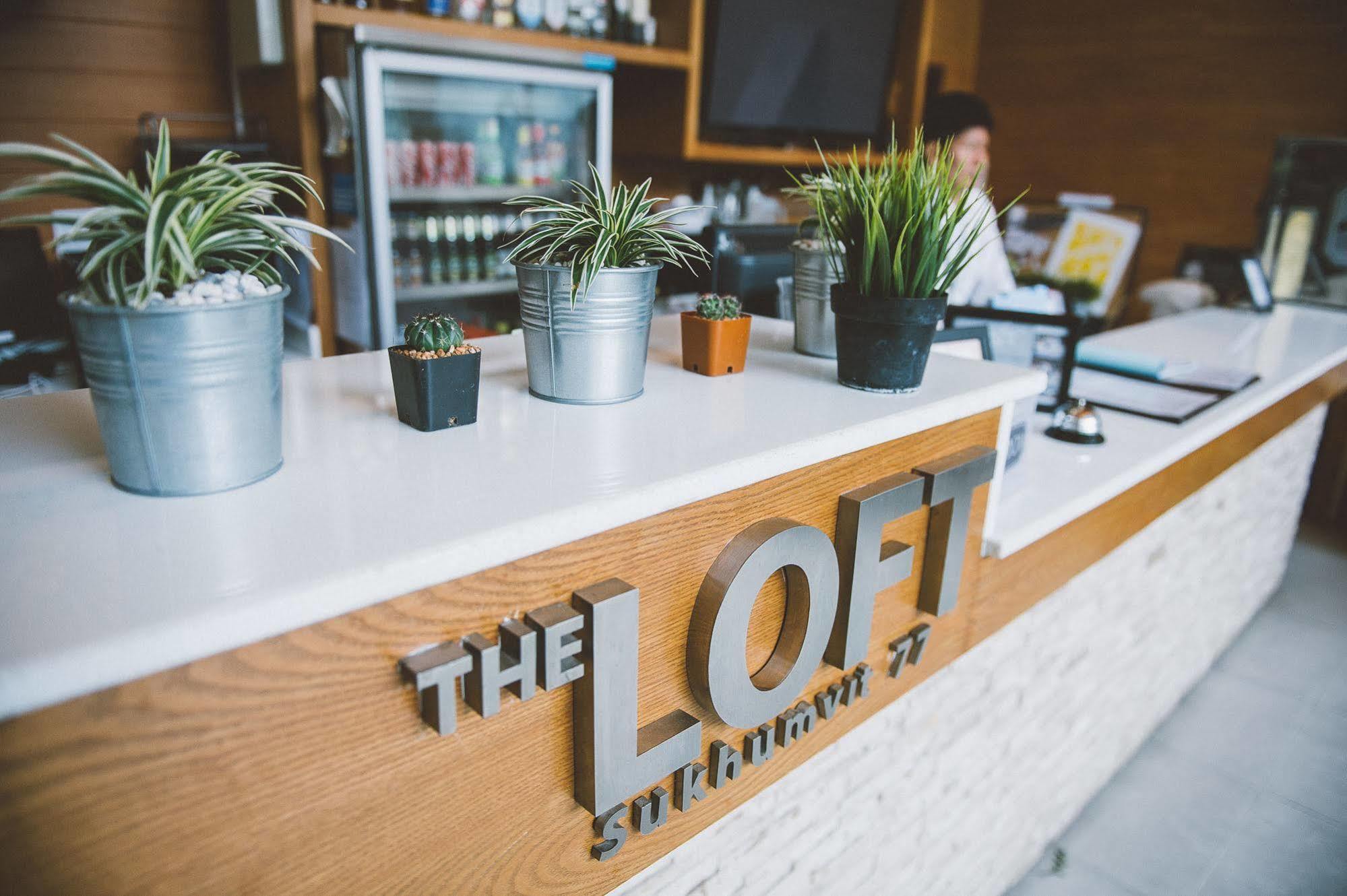 Hotel Loft 77 Bangkok Esterno foto